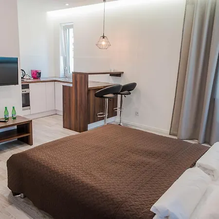 Apartament Bako